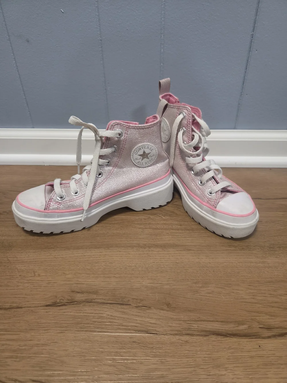 Converse Kids' Chuck Taylor All Star Lugged Lift platform sneakers